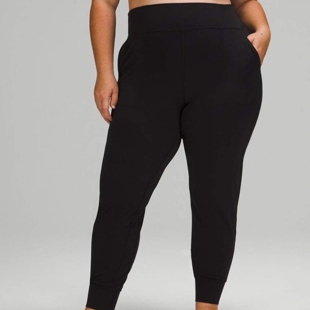 Lululemon Align high rise Jogger 28”